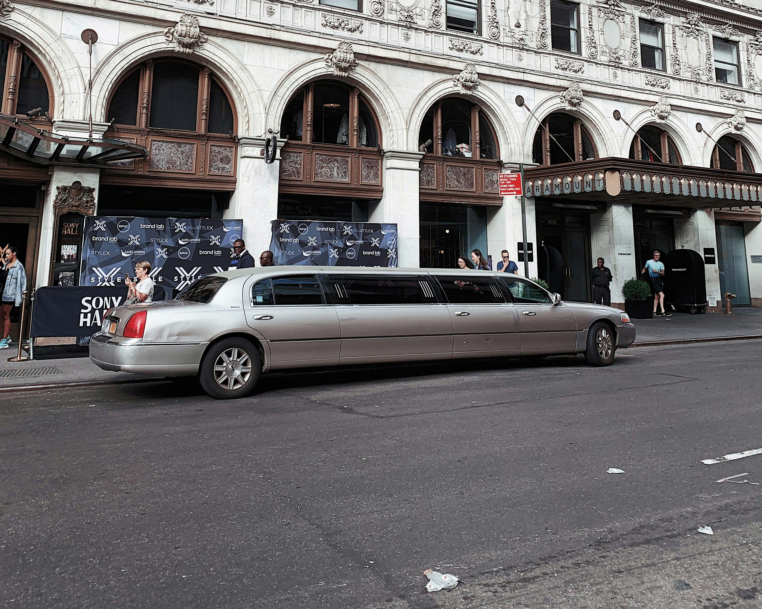  Online limo transfer booking system